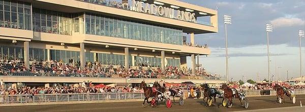 Horses and cocktails in a beautiful modernistic setting.  What's not to like?!?!