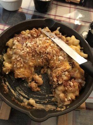 Mac and cheese skillet topped with brisket!