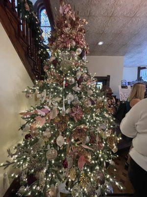 Main tree in the foyer