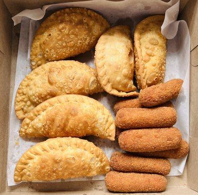 Four Chicken Empanadas, Two Vegan Empanadas, Eight Ham Croquettes