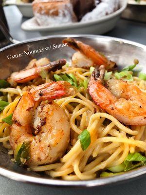 Garlic Noodles w/ Shrimp