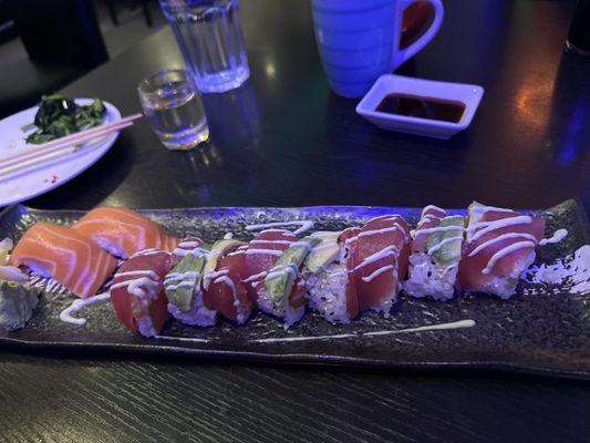 Awesome Phoenix roll