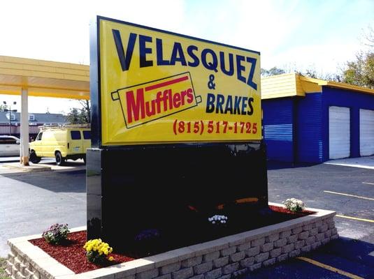 Velasquez Mufflers & Brakes