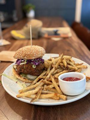 Nashville chicken with fries