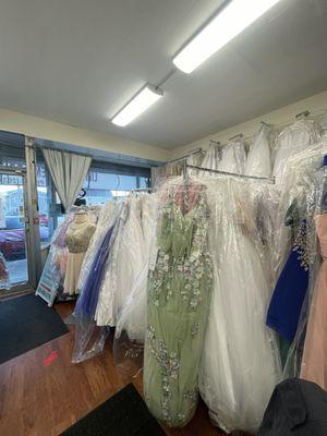 Lily’s Children’s Boutique & Alterations