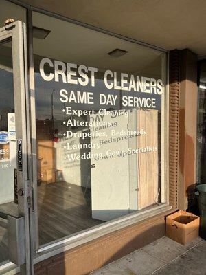 Crest Cleaners