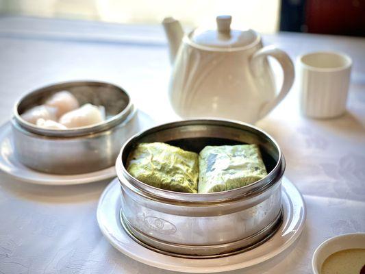 Sticky rice in lotus leaf wrap