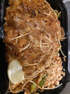 Pad Thai with chicken