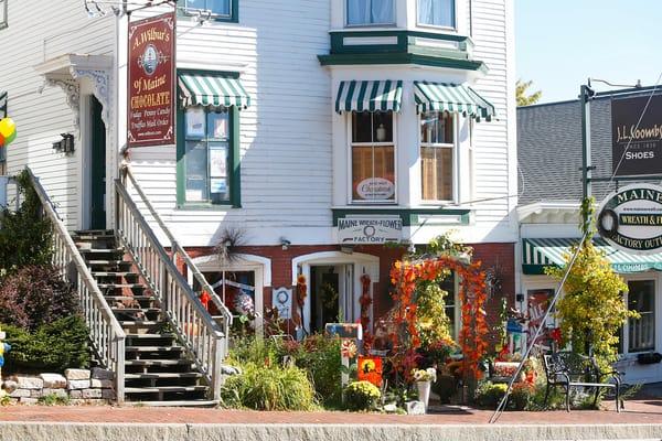 Wilbur's of Maine Chocolate, and Maine Wreath