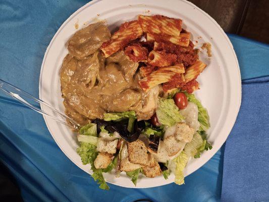 Garden salad, sugo pasta and chicken piccata