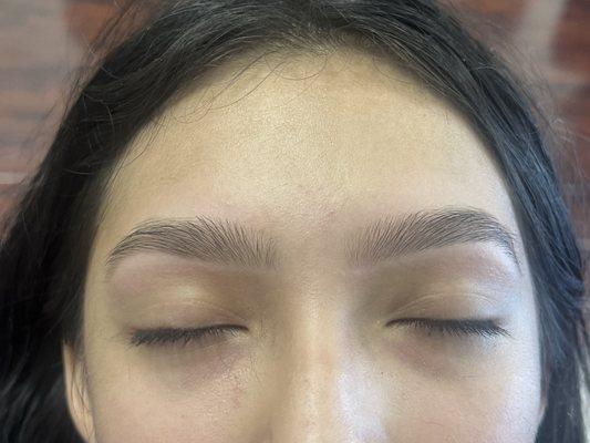 Threading eyebrows