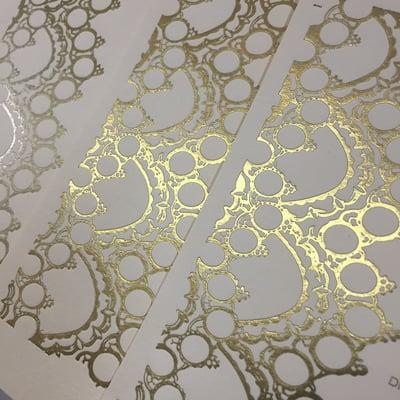 Lace + Foil - the perfect combination!