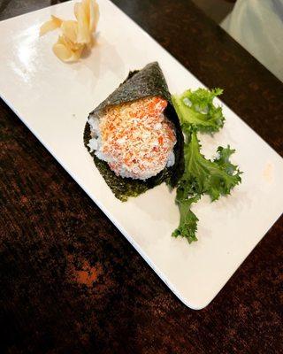 Spicy tuna hand roll