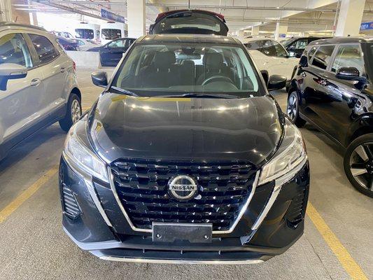 Nissan Rogue for my commuter rental!