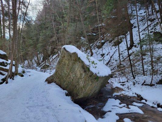 Impressive boulder