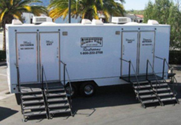 29ft. Event Trailer
29ft. x 20ft. - Avg. # of uses 2000