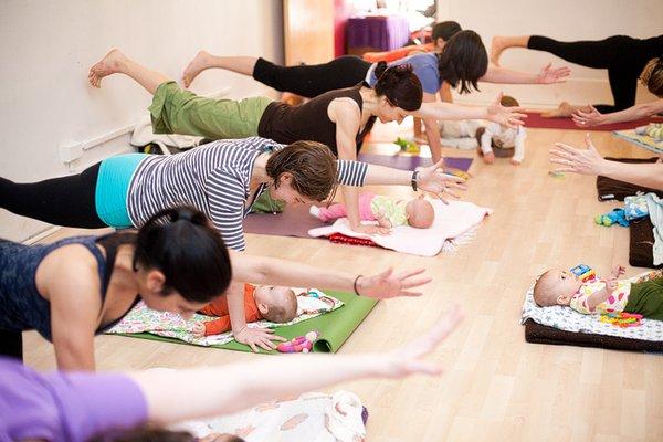 Mom & Baby Gym is a innovative option for health, fitness and community postpartum!  Join us in Jan 2018!