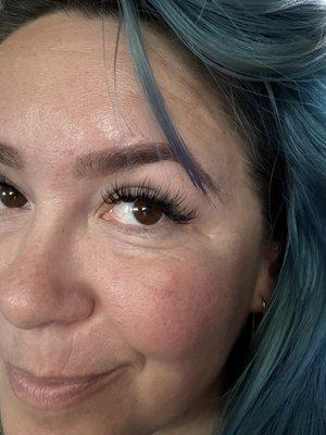 Closeup of fabulous fill of lashes!