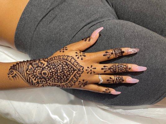 henna by neal