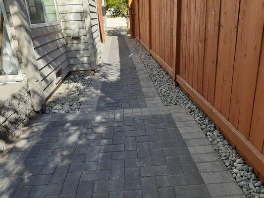 Holland Paver Walkway