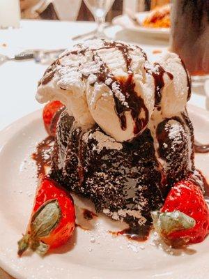 Molten lava cake