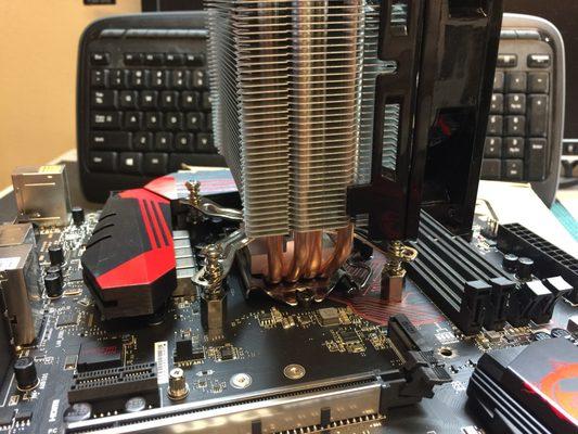 PC cpu fan & heatsink installation