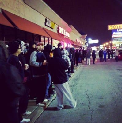 The line for the black ops 2 release