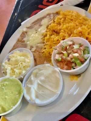 Shrimp fajitas toppings