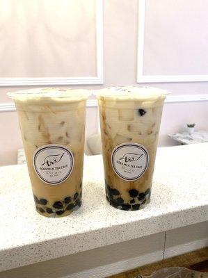 Trà signature black milk tea