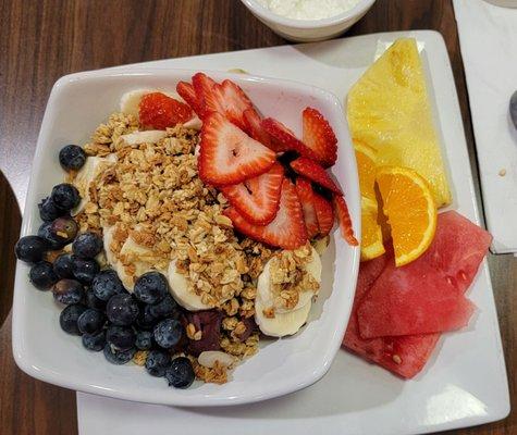 Acai bowl