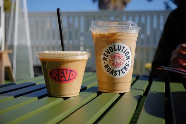 (L) Nitro cold brew, (R) vanilla latte