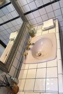 Client Guest Bathroom / Beverly Hills