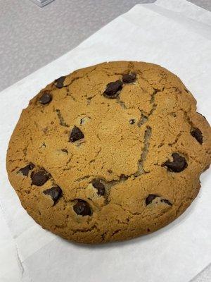 Chocolate chip cookie