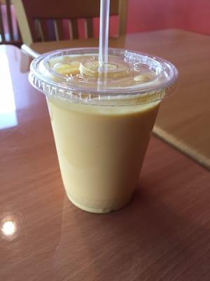 Mango lassi