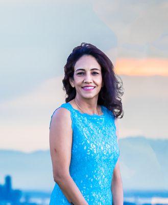 Dr. Meenakshi Tomar, DDS