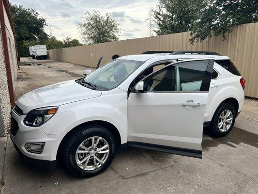 Clean on the inside clean on the outside 
Basic detail on this Chevy Equinox