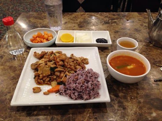 Mushroom Chicken lunch special. Comes with bean rice - healthier, and Hot spicy soup on side