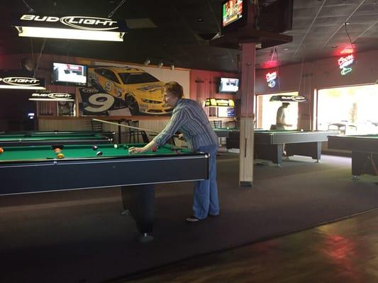 Lodge Sports Bar & Billiards