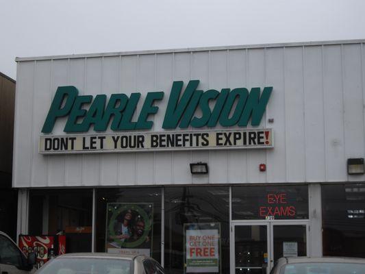 We're waiting for you at Pearle Vision Saugus!