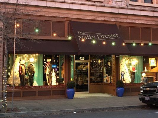 The Natty Dresser holiday windows ADA event: Downtown Unwrapped.