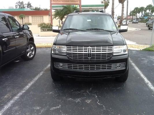 Lincoln Navigator SUV