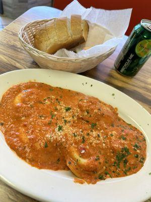 Ravioli in vodka sauce