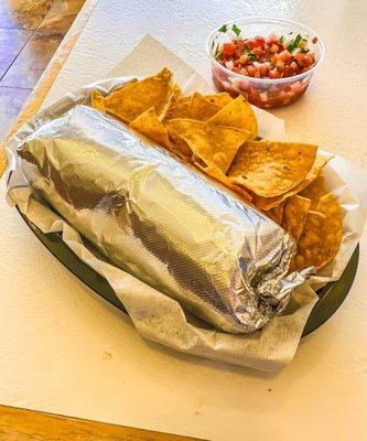 Burrito with Chips & Pico de Gallo