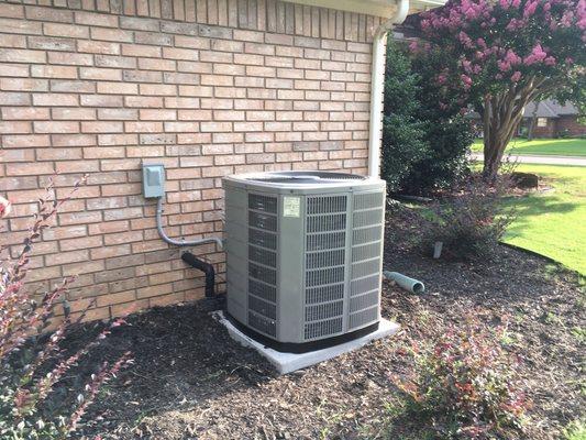 Out with the old in with the new. American Standard condenser, for those who want the best ac unit. https://posts.gle/6zTcXJ