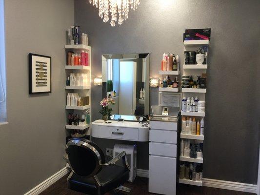 Renovatio Salon at Phenix Salon   Suites in Chandler Suite 116