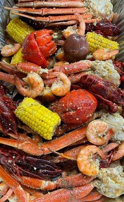 Seafood Boil party tray