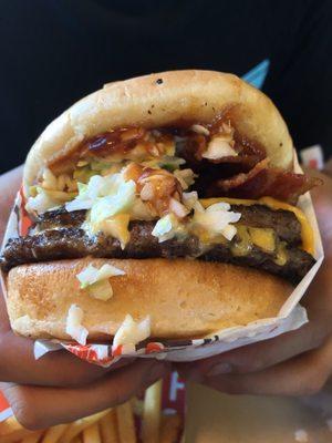 BBQ Bacon Slaw Burger