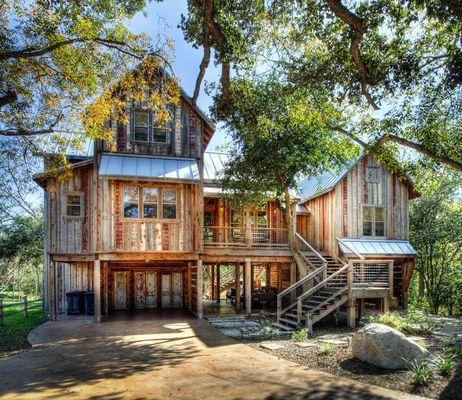 Riverfront Bungalow Close to Gruene