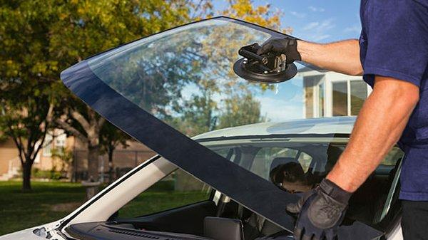 auto glass replacement Alpharetta