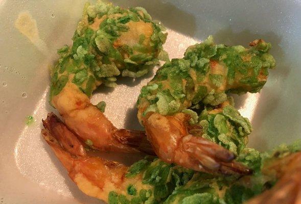 Shrimp with green sauce.